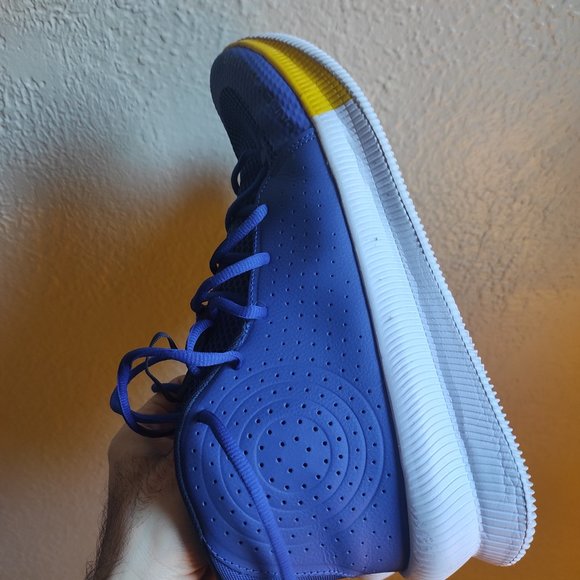 Under Armour Men's Jet Basketball shoe - Picture 5 of 7